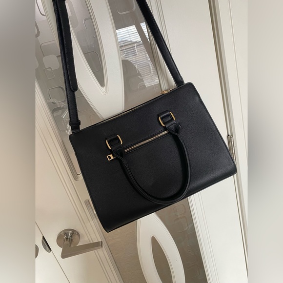 Purse - Picture 3 of 3